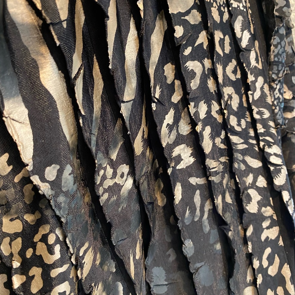Notations women’s plus size asymmetrical top. Black and tan animal print. - Picture 2 of 4